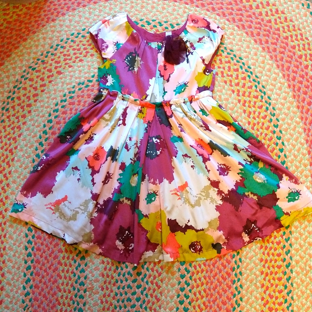 3/$20 Floral silk girl's dress
